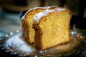 Bizcochos caseros (de banana, chocolate, limón y amapolas y naranja) at Lala Pastelería in Valencia