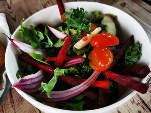 Rainbow salad at Jammin Comunidad Vegana in Puerto Viejo De Talamanca