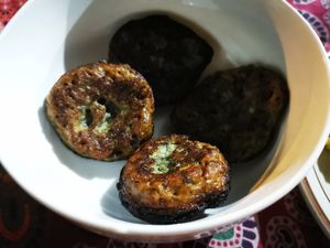 Seaweed fritter (our favourite) at Jammin Comunidad Vegana in Puerto Viejo De Talamanca