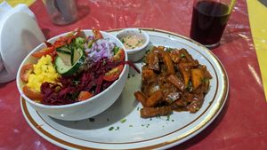 Jerk Breadfruit and Rainbow salad at Jammin Comunidad Vegana in Puerto Viejo De Talamanca