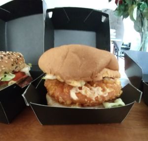 Crispy Churger “Classic” at Beesechurgers in The Hague