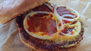 Q.P. Baycon (quarter pounder) at Beesechurgers in The Hague