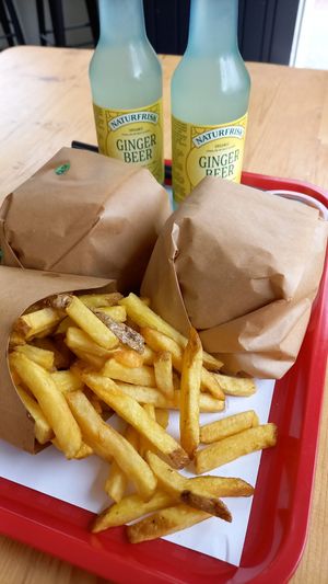 Churgers and Fries at Beesechurgers in The Hague