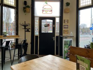 Inside  at Beesechurgers in The Hague