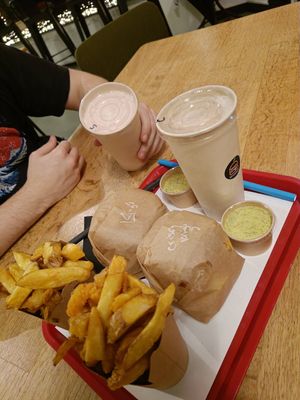  at Beesechurgers in The Hague