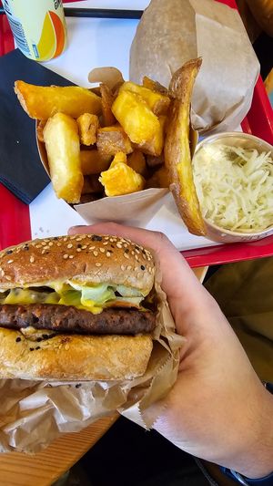  at Beesechurgers in The Hague