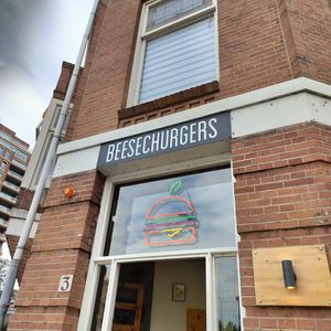  at Beesechurgers in The Hague
