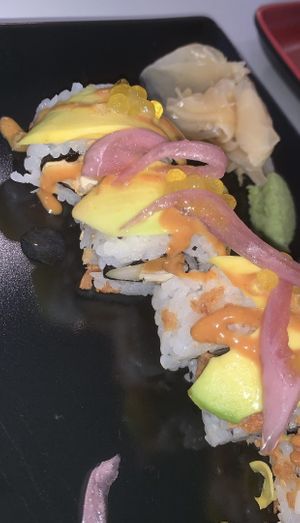 Peace and Love roll. at Po-Ké Ono in Oranjestad