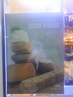 They cooperate with a local vegan cheese guy 🙌 at Chris Kitchen in Fuerteventura