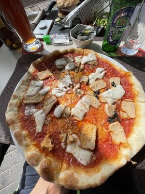 4 cheeses vegan pizza  at Chris Kitchen in Fuerteventura