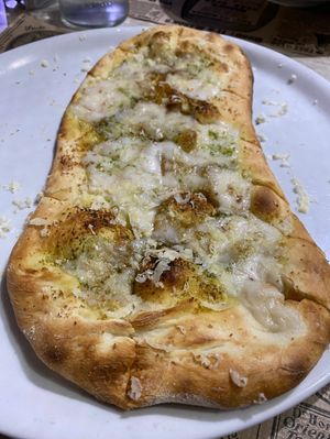 Vegan Garlic Bread at Chris Kitchen in Fuerteventura