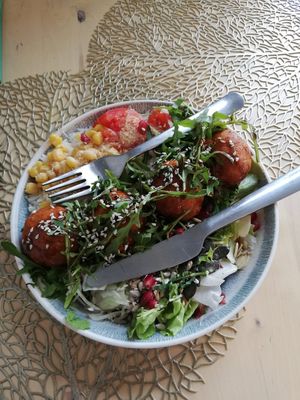 Spicy kuskusz bowl at Rira in Budapest