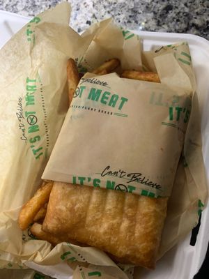 Pizza poof  at Cant Believe Its Not Meat in Orland Park