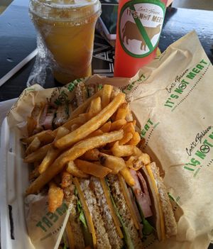  at Cant Believe Its Not Meat in Orland Park