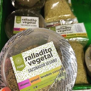 Ralladito vegetal at Mercado Popular in Rosario
