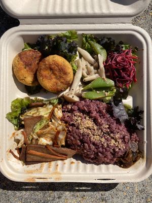 Daily lunch box at Kujaku - Okinawa in Onna