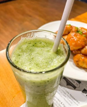 Green Smoothie at Pipino in Quezon City