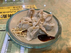 Dumplings  at Lǜ XiāngCūn 綠鄉村 in Taichung