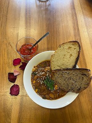 Maroccan Stew

made with rescued organic veggies :) at Centrale Végétale in Zurich