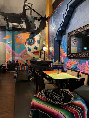 Ambience at La Salsa Kitchen & Bar in Central Singapore