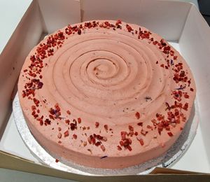 Vegan strawberry cake at We Love Coffee in Leuven