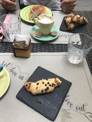 "croissants" at Vegamore in Milan