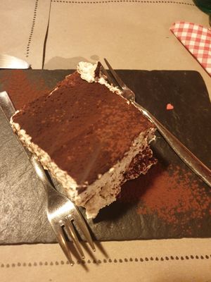 Best tiramusi in Milano #Veganuary at Vegamore in Milan