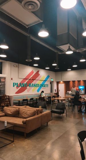 seating inside   at Más Veggies Taqueria in El Segundo