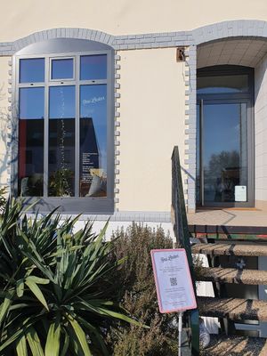 Entrance at Resi Lecker in Dusseldorf