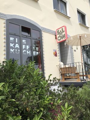 Salon concept store Food and Nice Things  at Resi Lecker in Dusseldorf