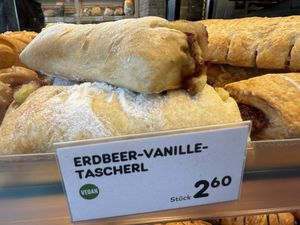 danish  at Anker - Schwedenpl  in Vienna