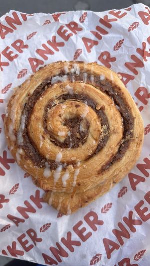   at Anker - Opernpassage in Vienna