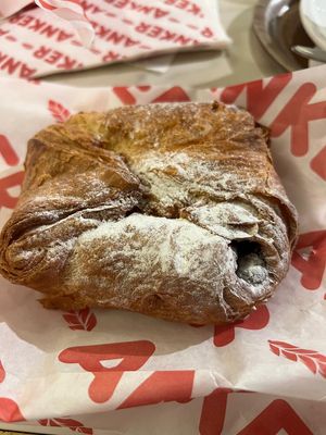   at Anker - Opernpassage in Vienna