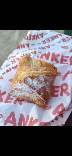 Gefüllt mir Marmelade at Anker - Bellariastr in Vienna