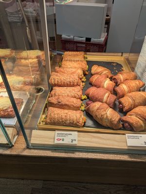  at Anker - Hauptbahnhof in Vienna