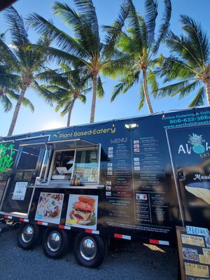 Truck at Earth Aloha Eats - Kahului in Kahului