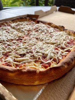 12” deep dish with vegan cheese  at Bianelli's Gourmet Pizza in Kailua Kona