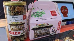 Vegan fried fish skin  at Jiak Zhey - UE Bizhub East in East Singapore