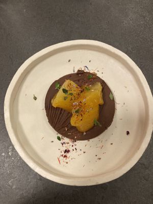 Tortino al cioccolato e pere  at Altatto in Milan