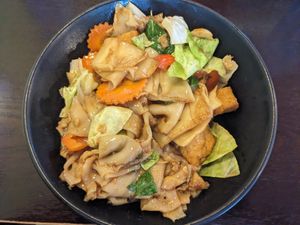 Pad Kee mao with tofu at Top Thai in Castro Valley