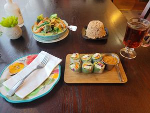 Fresh rolls w tofu & pb sauce, green curry w extra tofu, brown rice, hot tea at Top Thai in Castro Valley