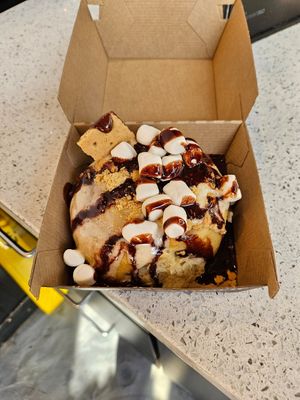  at Cinnaholic in Chicago