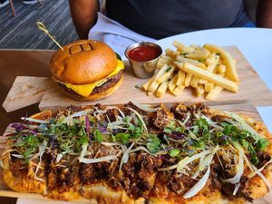 Belse Burger and Fennel Pizza. Yum! at Belse in Dallas