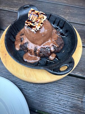 S’mores cookie sundae  at Pura Vita in Redondo Beach