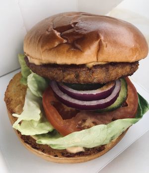 Burger at E.P's Takeaway in Copenhagen