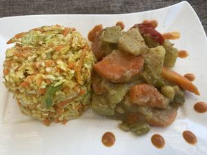 Coleslaw and apple ginger curry  #Veganuary at Sweeties by Celia in Samara