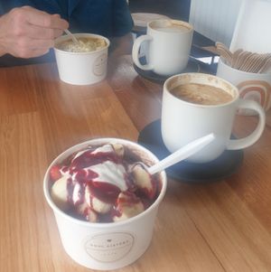 Acai Oats and Soul Porridge at Soul Sisters Café in Camberwell