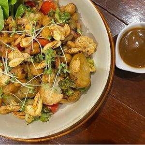 Salada de grão de bico (vegana) at AQuitanda in Fortaleza