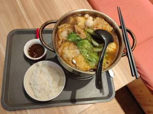 麻辣臭豆腐火鍋 at Shū Fú SùShí 蔬福素食 in New Taipei City