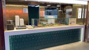 Shop front at Veggie Factory 素食工房 in Kowloon